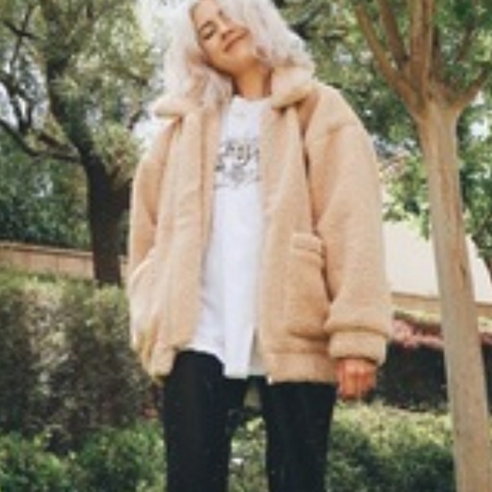 I am gia pixie teddy coat